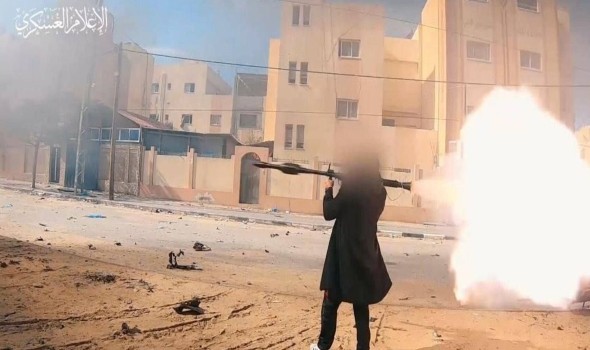 حماس تسلم رد الفصائل الفلسطينية على خطة خارطة الطريق التي تسلمتها من «ملادينوف»