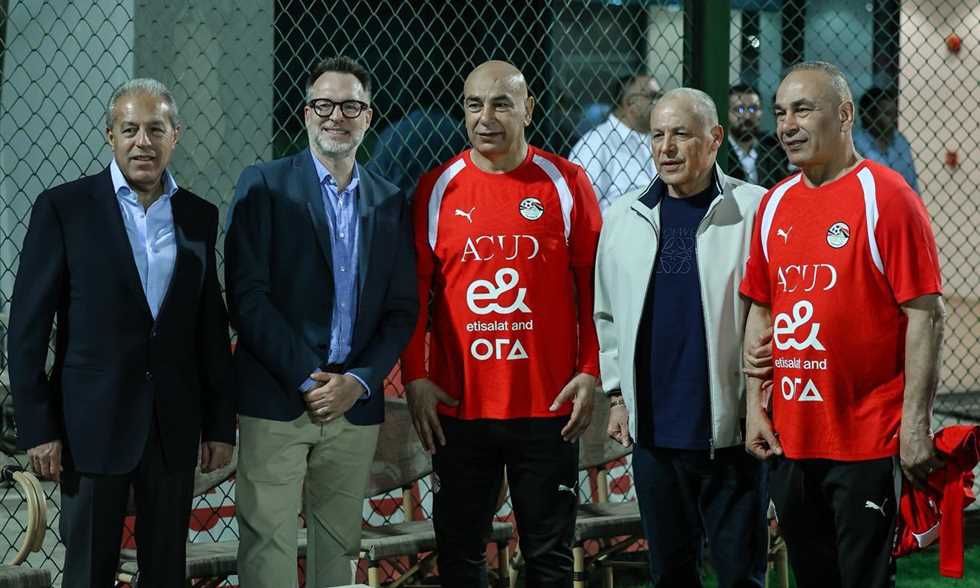 خبر في الجول – أبو ريدة يعد لاعبي منتخب مصر بمكافآت خاصة حال الفوز على نيوزيلندا