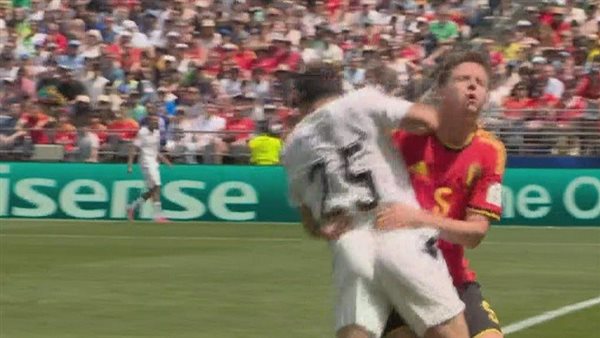 خبير تحكيمى: مصر استحقت الفوز وركلة جزاء زيزو صحيحة 100%