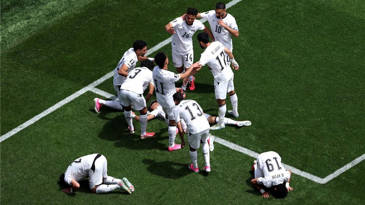 خبير تحكيمي يفجر مفاجأة بشأن أحقية منتخب مصر في ضربة جزاء أمام بلجيكا