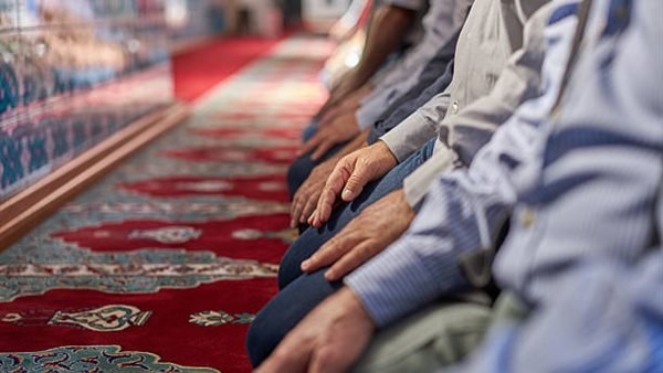 خطبة الجمعة الأولى بالعام الهجري الجديد تحذر من الغش في الامتحانات
