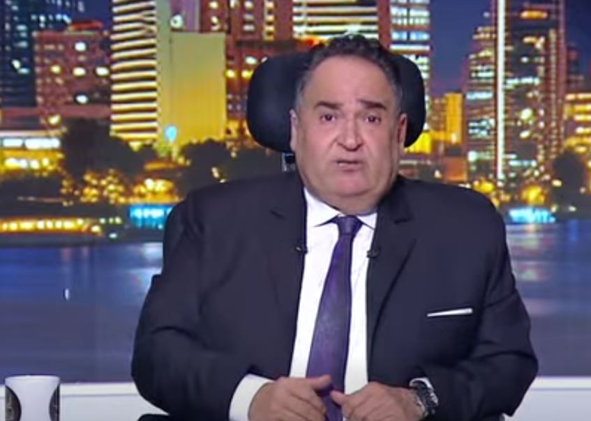 خلوا المواطن يستمتع قليلا بتراجع الأسعار.. محمد علي خير ينتقد رفض شركات الزيت المعبأ خفض أسعارها