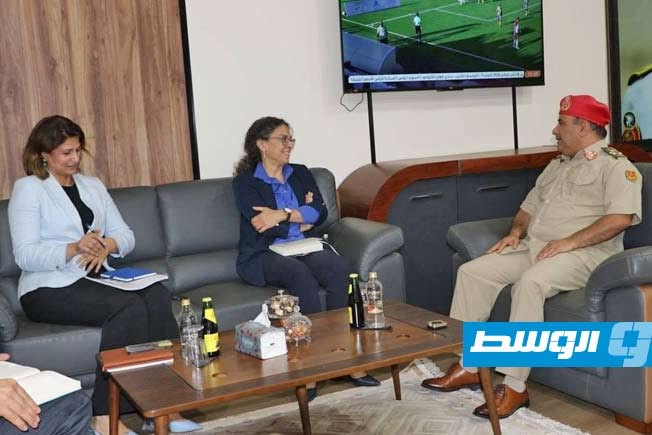 خوري تبحث مع التميمي توحيد المؤسستين الأمنية والعسكرية