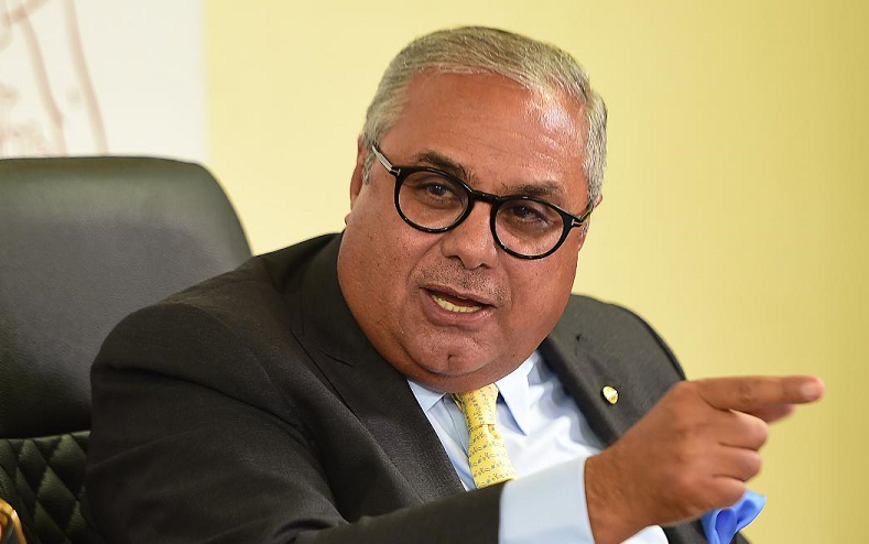د. هاشم السيد: إدراج 20 شركة من قطاع الأعمال على شاشة البورصة خلال أيام