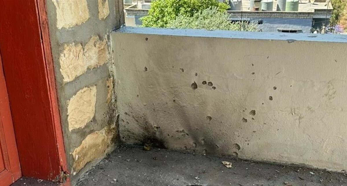 درون ألقت قنبلة على شرفة منزل في النبطية