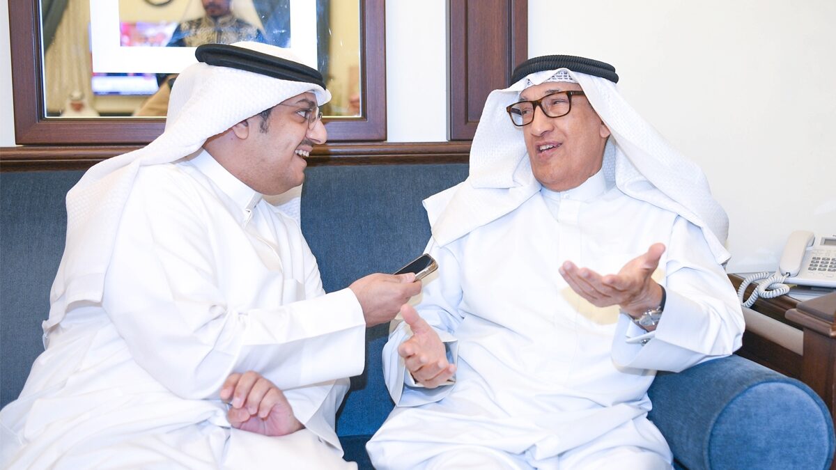 ديوان الشارخ يجسّد قيم التكاتف الاجتماعي بين الكويتيين
