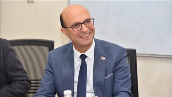 رئيس جامعة أسيوط يهنئ الرئيس السيسي بمناسبة العام الهجري الجديد