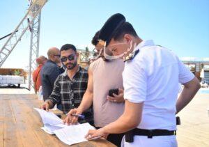 رئيس جهاز العلمين يتابع تشغيل الشواطئ ويشدد على تطبيق أعلى معايير السلامة والأمان