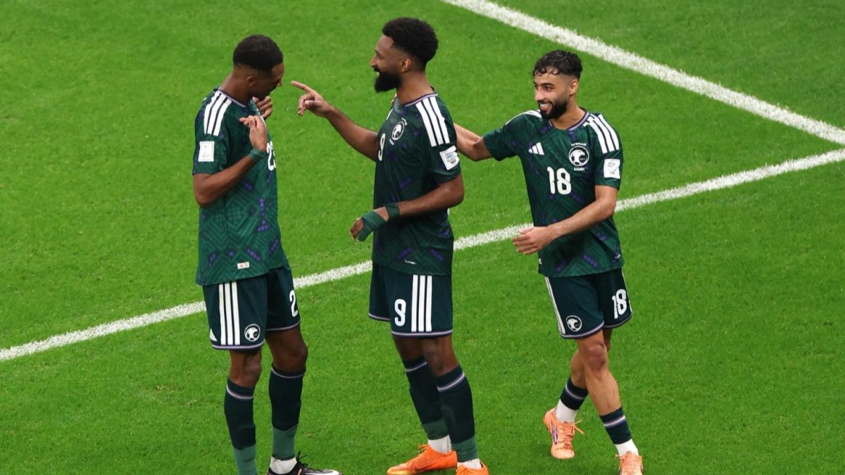 سالم الدوسري يقود هجوم السعودية أمام الاورواجواي