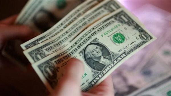 سعر الدولار في البنك الأهلي وبنك مصر اليوم: استقرار عند مستوى 49.77 للبيع