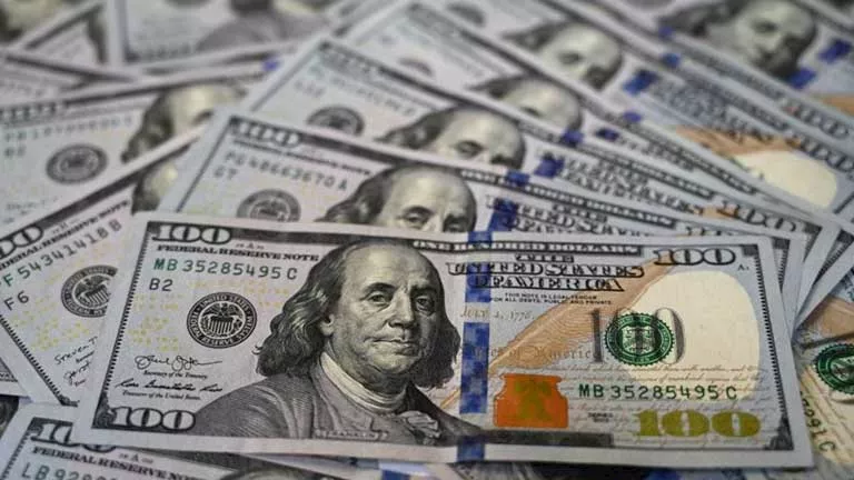 سعر الدولار ينخفض مقابل الجنيه مع بداية تعاملات اليوم 16-6-2026