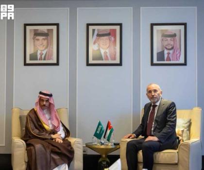 سمو وزير الخارجية يلتقي وزير خارجية الأردن