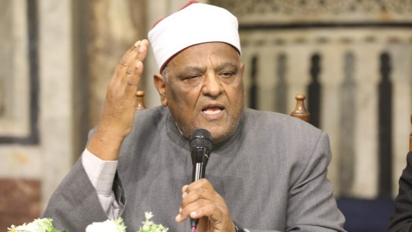 سنتخذ الإجراءات القانونية ضدهم.. عباس شومان يحذر من انتحال عضوية هيئة كبار العلماء