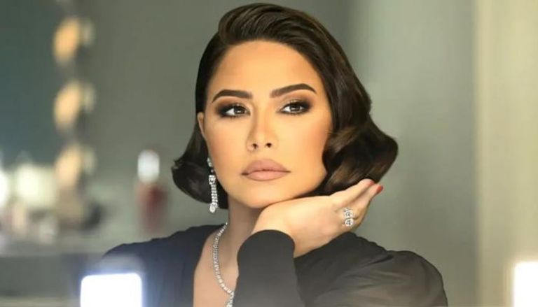 شيرين عبدالوهاب تكثف استعداداتها لحفل الساحل الشمالي