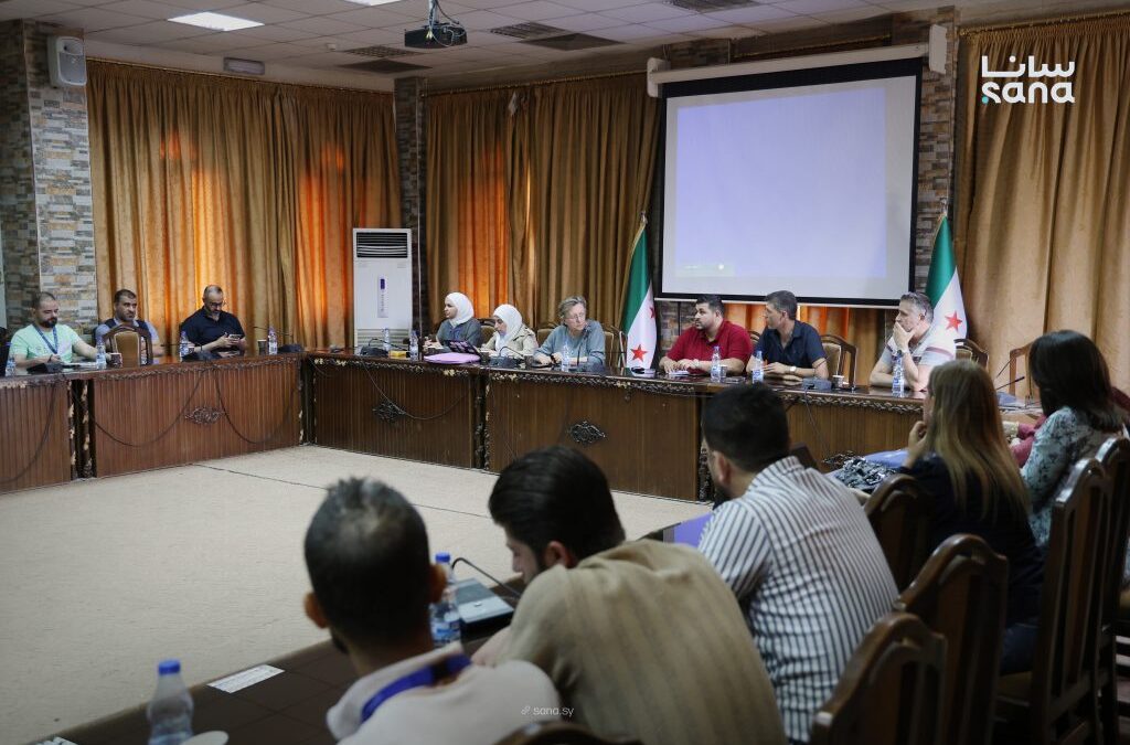 صحة حماة والمنظمات الدولية تبحثان تعزيز الترصد الوبائي والاستجابة المبكرة للأمراض