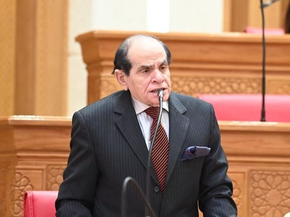 صلاح فوزي يطالب بتعزيز الموارد المالية المخصصة للعلاج على نفقة الدولة