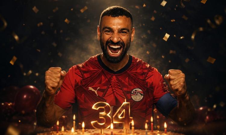 صلاح يطفئ شمعته الـ34 وسط احتفاء جماهير ليفربول ونجوم مصر