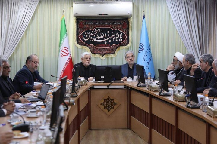 عارف: حتی در صورت توافق با آمریکا، تضمینی برای توقف اقدامات خصمانه وجود ندارد