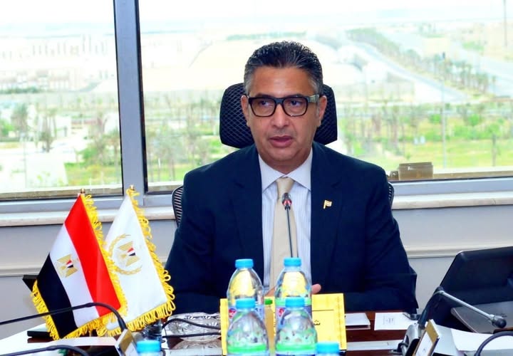 “فاروق” يبحث مع “تمويلي” آليات دعم بدالي التموين ومنافذ جمعيتي 