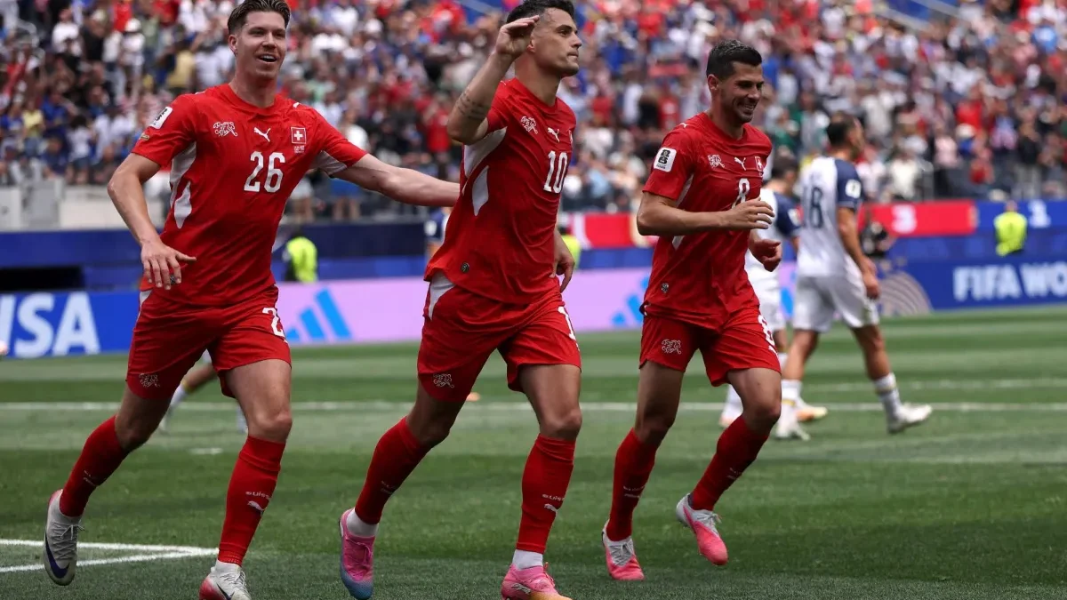 فيردر بريمن يضم السويسري الدولي إيتن