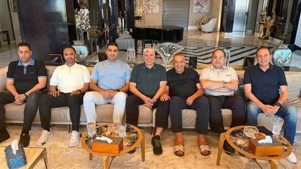 “كلنا واحد”.. جلسة ودية تجمع نواب بورسعيد وأحمد شوبير تُنهي الخلافات