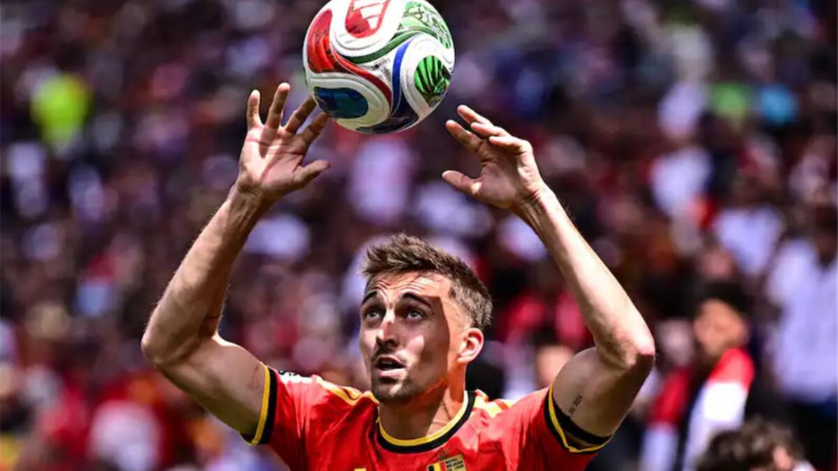لاعب بلجيكا: لا أعرف سبب توترنا أمام مصر.. وإسبانيا تعادلت أيضًا مع منتخب أقل تصنيفًا