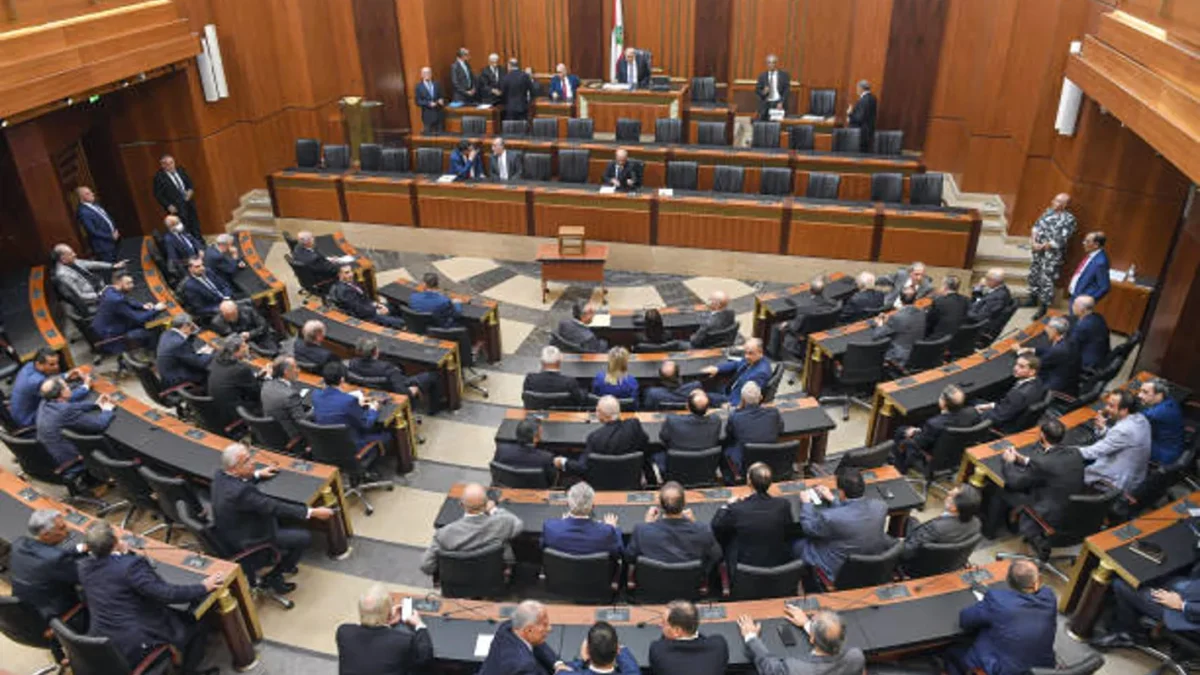 لبنان أمام ثلاث عقبات مالية كبرى: قراءة في تحليل فرنسي رفيع المستوى