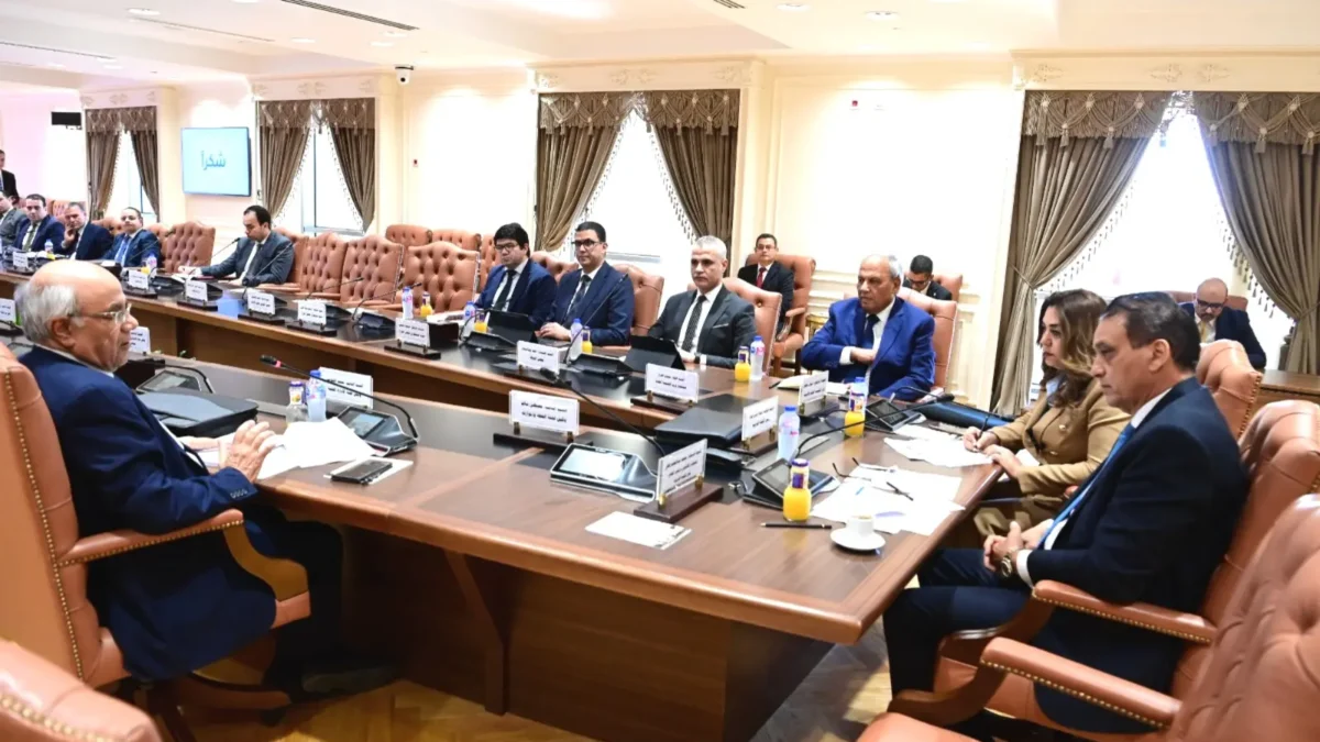 لجنة دراسة وإعداد مشروع قانون الإدارة المحلية الجديد تعقد أولى جلسات الاستماع بمقر مجلس النواب