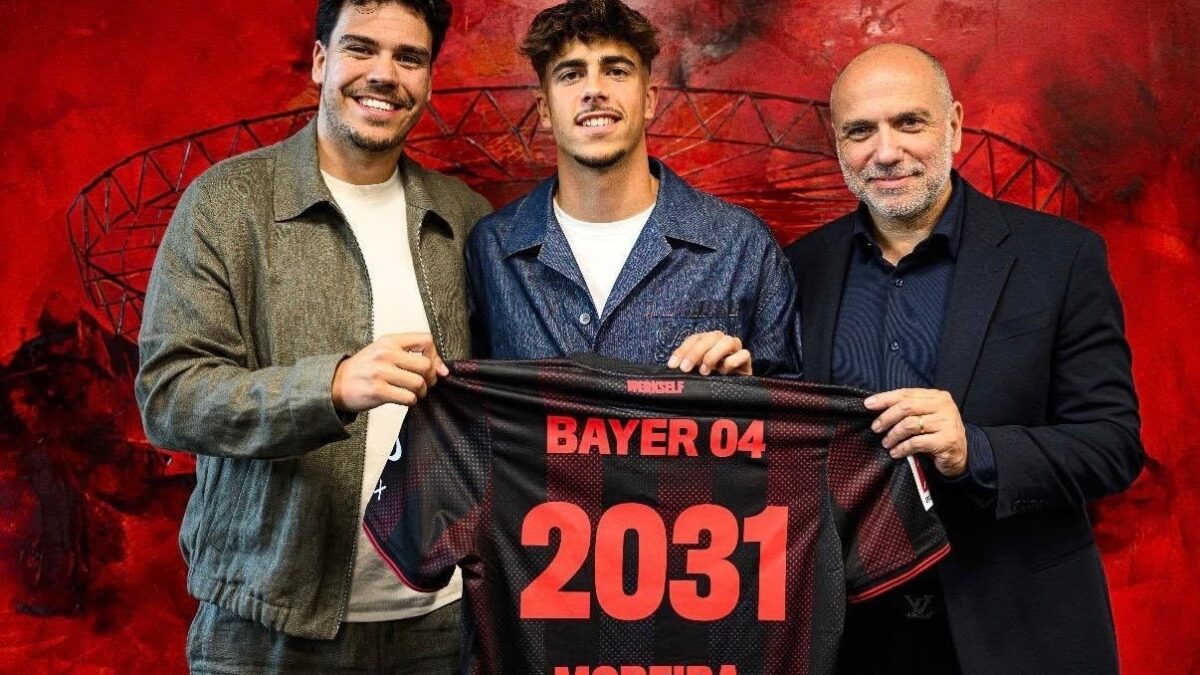 ليفركوزن يضم موريرا من ليون