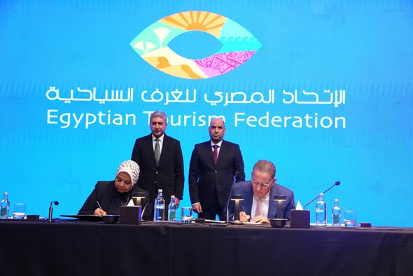 مبادرة لمدة 15 يومًا لتيسير تراخيص عمل الأجانب بالمنشآت السياحية