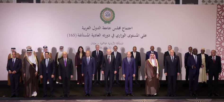 مجلس الجامعة العربية يوجه الشكر لأبو الغيط بعد انتهاء ولايته.. ويرحب بتعيين نبيل فهمي أمينا عاما جديدا