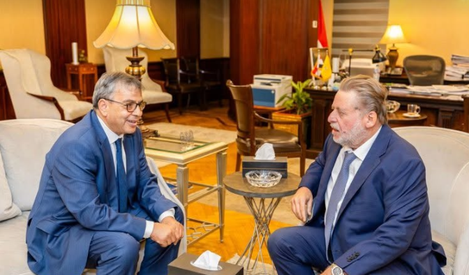 محافظ البنك المركزي المصري يبحث مع نظيره التونسي أوجه التعاون المشترك