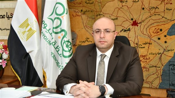 محافظ الفيوم يجهز شاشات عملاقة بأندية ومراكز الشباب لإذاعة مباراة مصر وبلجيكا بكأس العالم