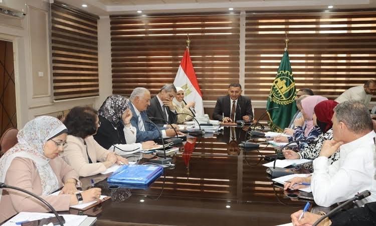 محافظ القليوبية يبحث تطوير جزيرة الشعير وتحويلها إلى مقصد سياحي عالمي 