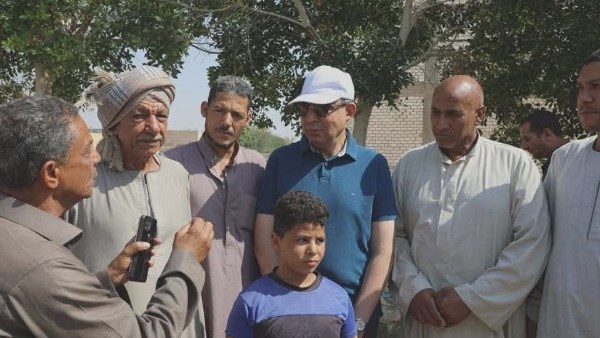 محافظ المنيا يوجه برفع كفاءة 100 منزل بقريتي العزيمة و3 بسمالوط