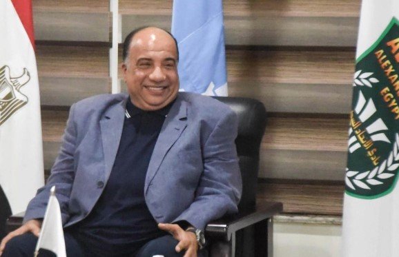 محمد مصيلحي يساند الإسماعيلي ب 100 ألف جنيه في أزمته الراهنة