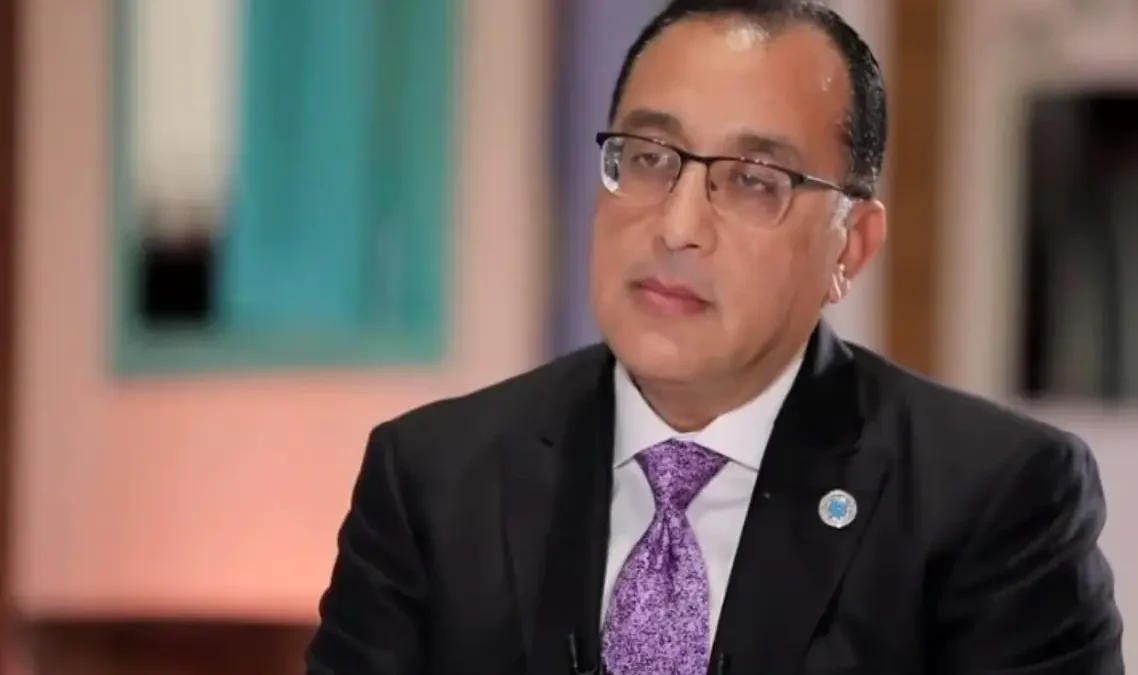 مدبولي يتابع خطة التوسع في تحلية مياه البحر ويوجه بسرعة حسم العروض المقدمة للمشروعات الجديدة