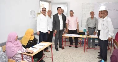 مدير تعليم سوهاج يتابع أعمال تصحيح الشهادة الإعدادية ويؤكد الالتزام بالدقة   ‎