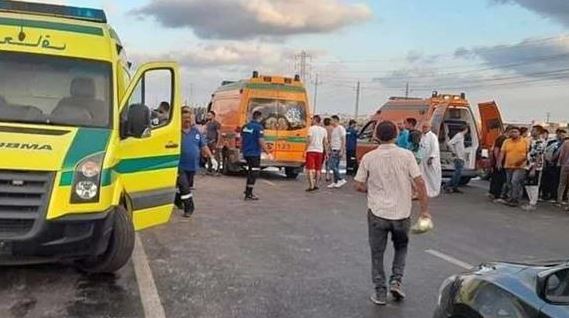 مصرع شخص في تصادم سيارتين نقل بالفيوم