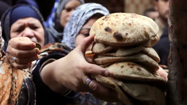 مع بدء تطبيق الدعم النقدي.. كيف سيشتري المصريون الخبز؟.. تساؤلات مهمة قبل تشغيل المنظومة الجديدة؟