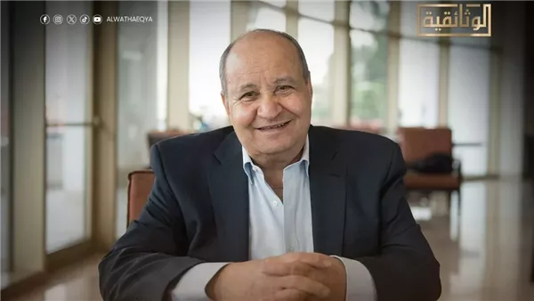 معركة وحيد حامد مع “طيور الظلام”.. تفاصيل وضعه على قائمة الاغتيالات