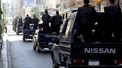 من مخالفة مرورية إلى فيديو مفبرك.. الداخلية تكشف حقيقة اتهام حملة بالبدرشين