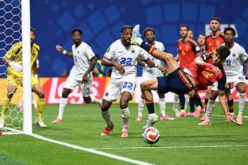 منتخب الرأس الأخضر يفجر أولى المفاجآت أمام إسبانيا