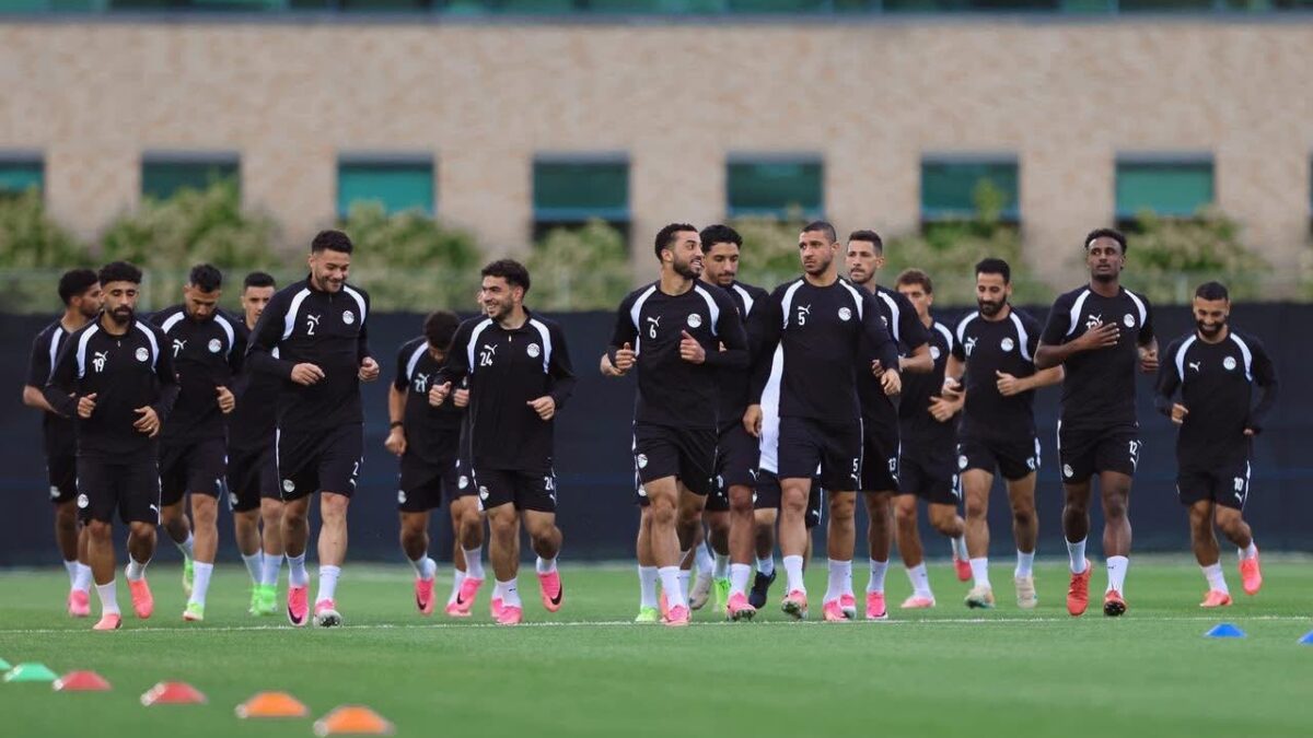 منتخب مصر يرفع درجة الاستعداد لموقعة إيران.. برنامج خاص لفتحي وعبد المجيد