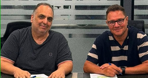 مودرن يتعاقد مع المغربي محمد أمين بن هاشم لتدريب الفريق