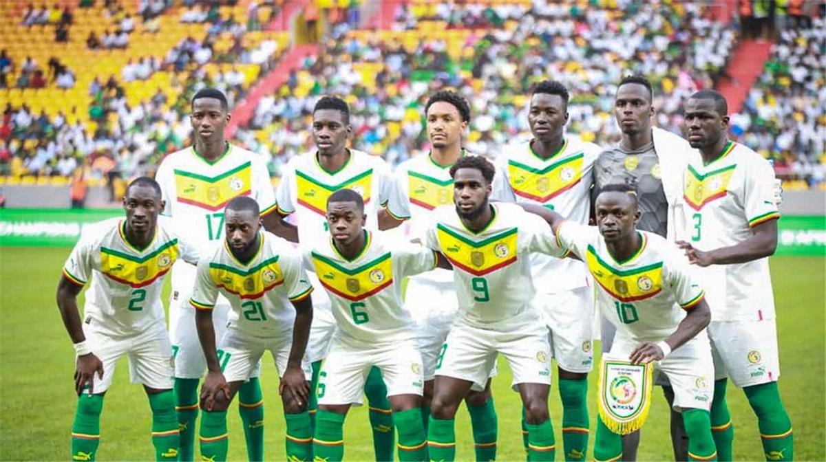 نجم السنغال يثير الجدل: منتخب فرنسا لم يلهمني.. ونريد كأس العالم في إفريقيا