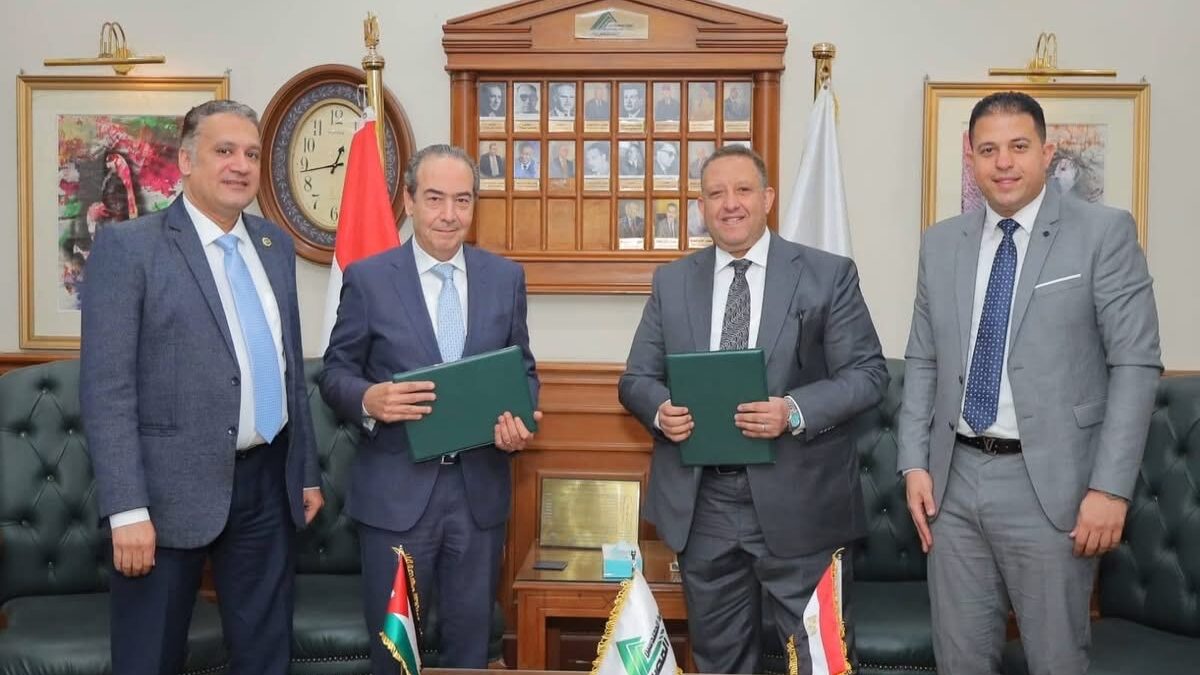 نقيب المهندسين يوقع بروتوكول تعاون مع نظيره الأردني لتعزيز التكامل الهندسي العربي