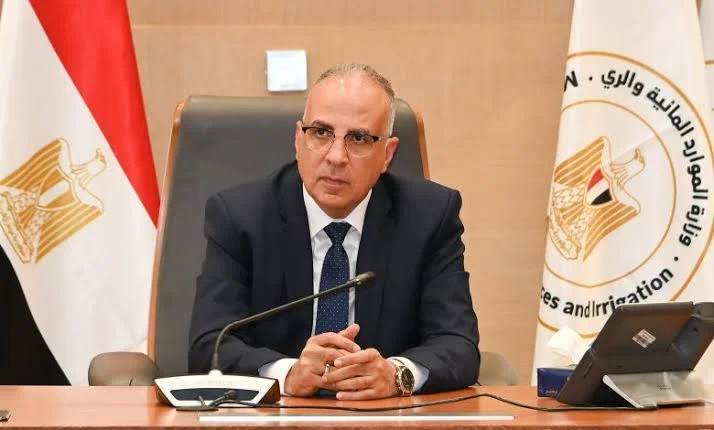 هاني سويلم ومحافظ الوادي الجديد يتابعان موقف استخدام المياه الجوفية وجهود التنمية المستدامة بالمحافظة 