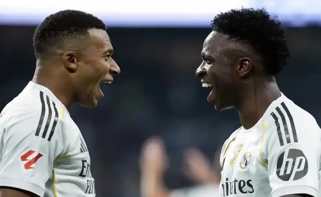 هدية فنية لـ مبابي وفينيسيوس.. كيف يخدم كوكوريلا أسلحة ريال مدريد الهجومية؟