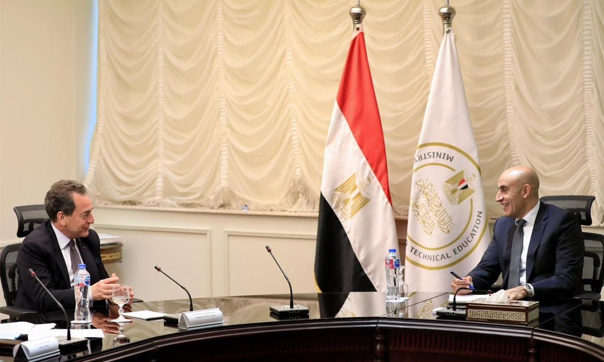 هل يبدأ عصر جديد للتعليم الفني؟ مؤشرات من لقاء القاهرة وباريس